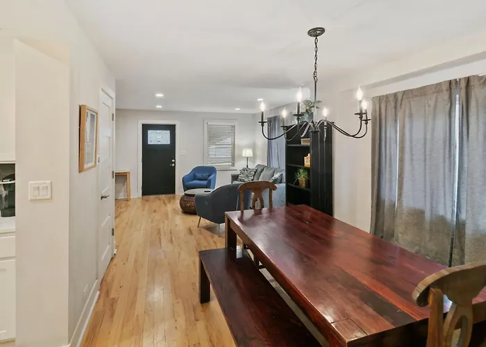 Holiday home Amazing In Dt Near Naval Base *