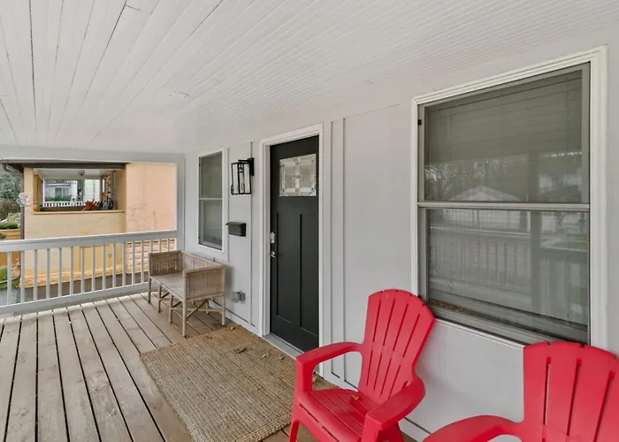 Holiday home Amazing In Dt Near Naval Base *